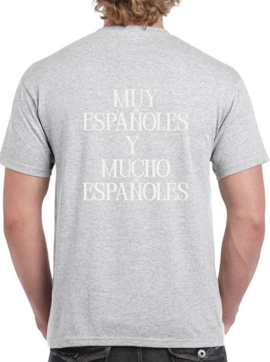 Camiseta gris ‘MUY ESPAÑOLES Y MUCHO ESPAÑOLES’